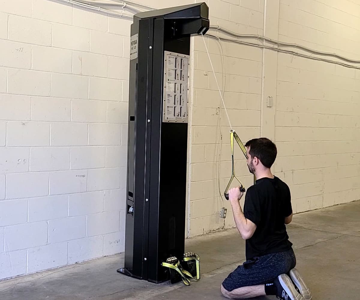 versa-kneeling