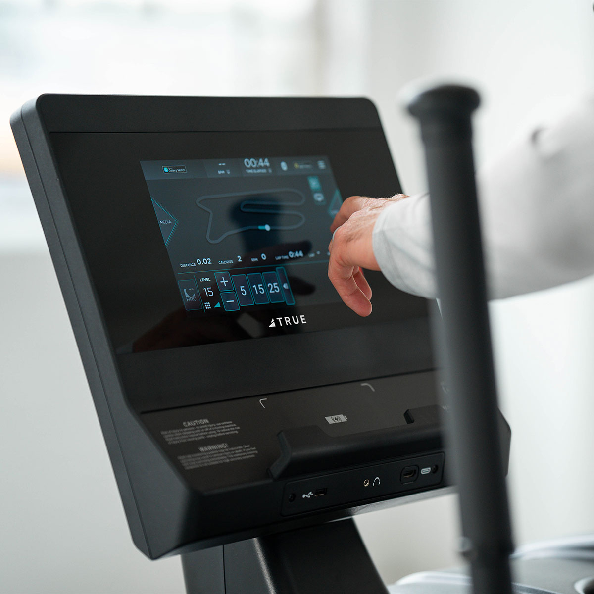 STATE-OF-THE-ART-INTERFACE