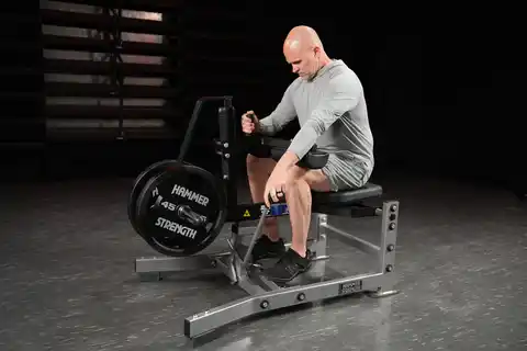 strength-plateloaded-seatedcalfraise-3