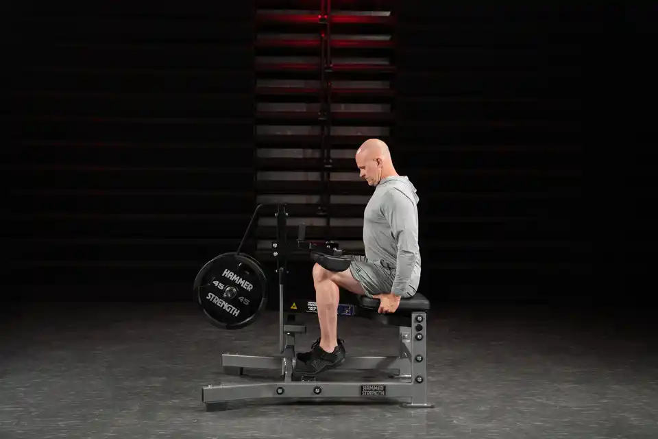 strength-plateloaded-seatedcalfraise-4